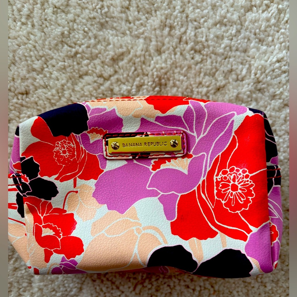 COPY - COPY - Banana Republic small floral makeup bag with gorgeous vibrant col…